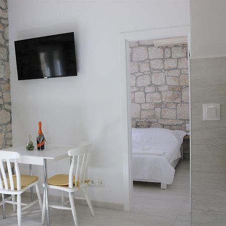 City Center Chic Apartments Baska Voda Bagian luar foto