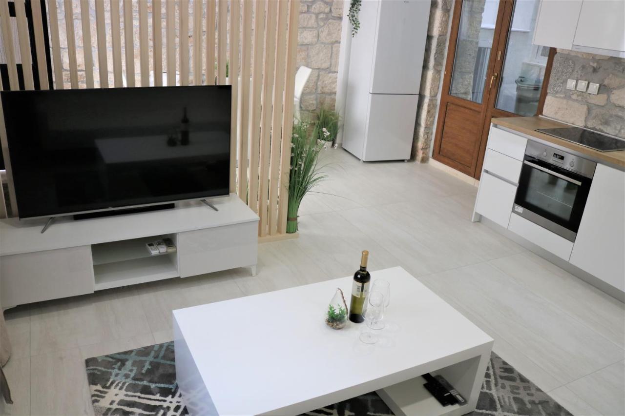 City Center Chic Apartments Baska Voda Bagian luar foto