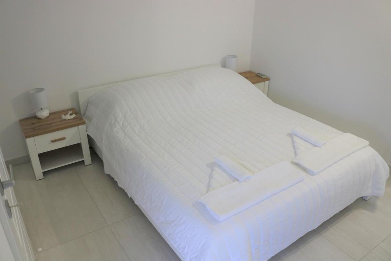 City Center Chic Apartments Baska Voda Bagian luar foto