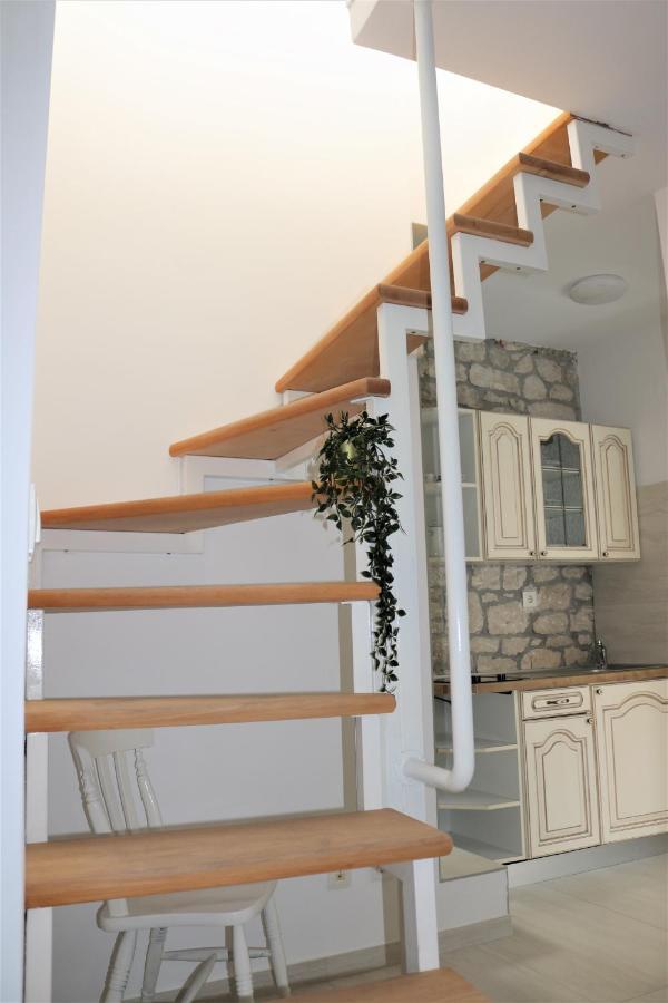 City Center Chic Apartments Baska Voda Bagian luar foto