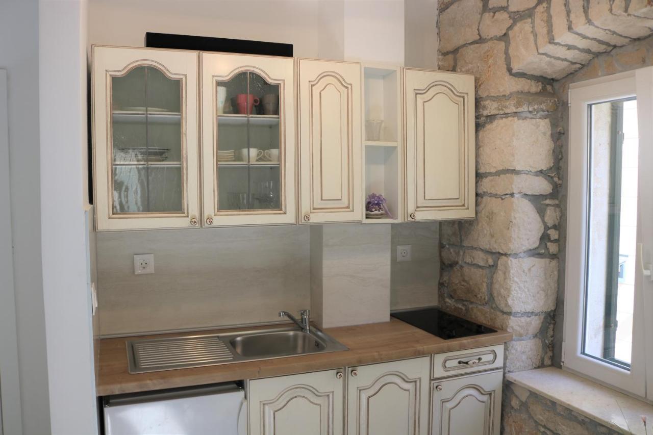 City Center Chic Apartments Baska Voda Bagian luar foto