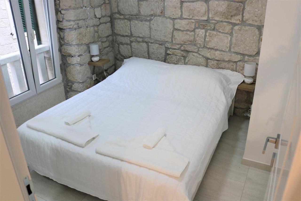 City Center Chic Apartments Baska Voda Bagian luar foto